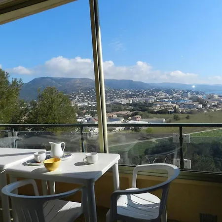 Le Lavandou, 3 Pieces, 5 Personnes - Fr-1-251-663 Apartment *
