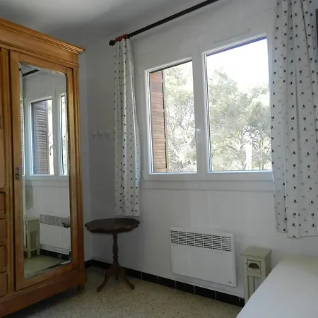 Le Lavandou, 3 Pieces, 5 Personnes - Fr-1-251-663 Apartment