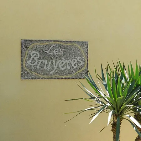 Apartment Le Lavandou, 3 Pieces, 5 Personnes - Fr-1-251-663